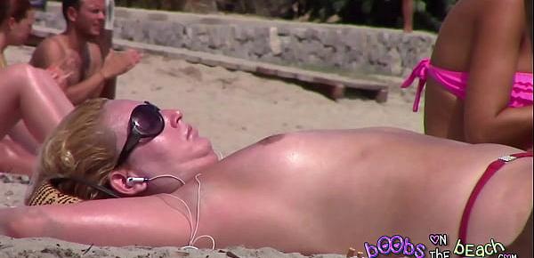  Big Blonde Minger Tits on the beach with stubbily armpits